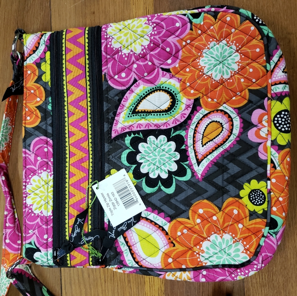NWT Vera Bradley crossbody triple zip hipster!